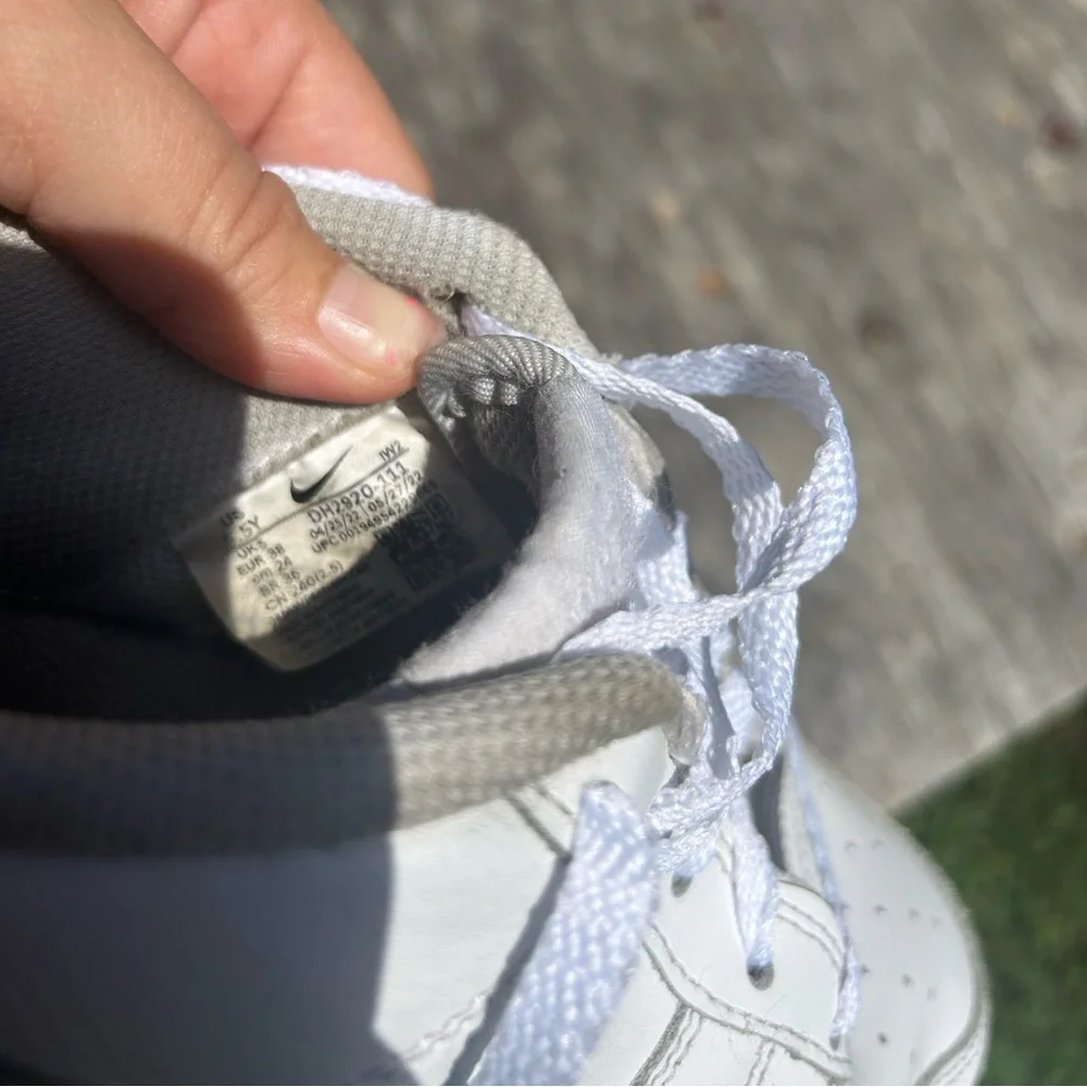 Air Force ones size 5.5 y white Nike air